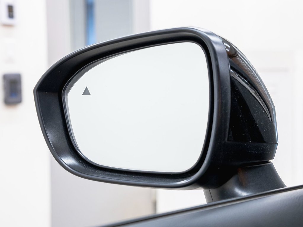 Nissan Rogue  2024 à St-Jérôme, Québec - 34 - w1024h768px