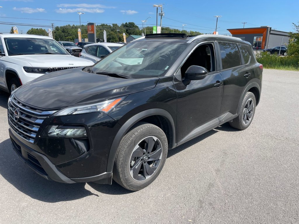 Nissan Rogue  2024 à St-Jérôme, Québec - 1 - w1024h768px