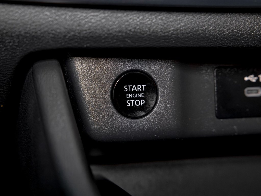 Nissan Rogue  2024 à St-Jérôme, Québec - 25 - w1024h768px