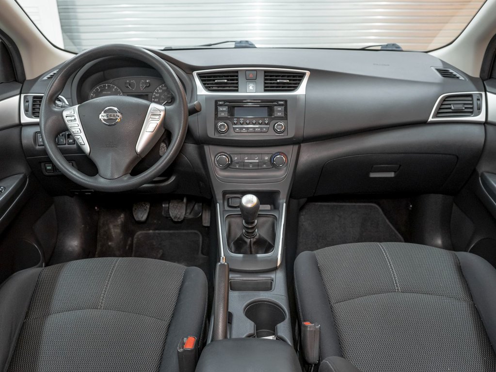 2017 Nissan Sentra in St-Jérôme, Quebec - 11 - w1024h768px