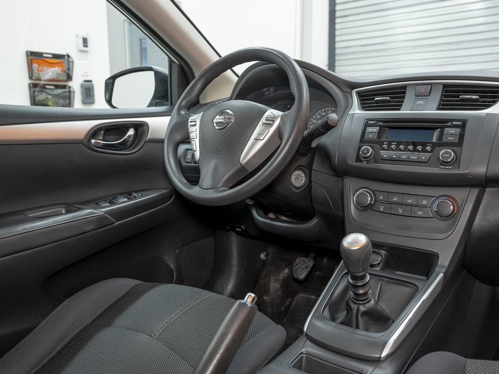 2017 Nissan Sentra in St-Jérôme, Quebec - 23 - w1024h768px