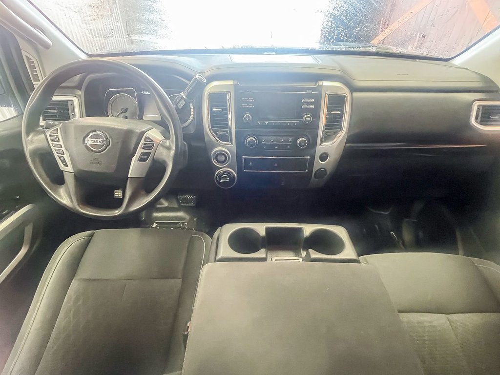 Nissan Titan  2018 à St-Jérôme, Québec - 10 - w1024h768px