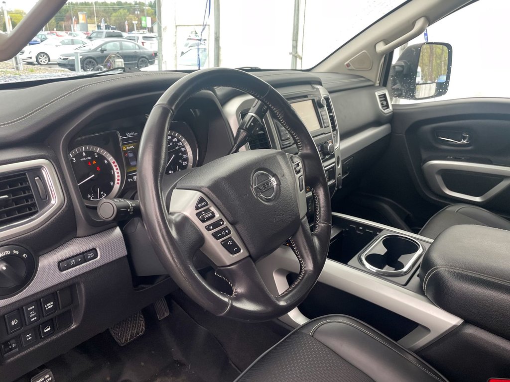 Nissan Titan  2018 à St-Jérôme, Québec - 3 - w1024h768px