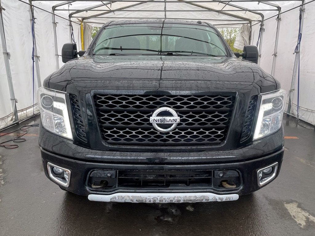 Nissan Titan  2018 à St-Jérôme, Québec - 4 - w1024h768px