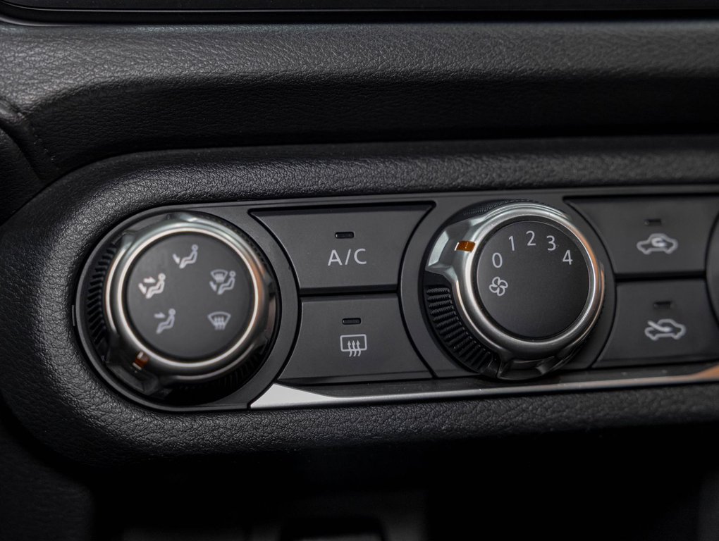 2021 Nissan Versa in St-Jérôme, Quebec - 20 - w1024h768px