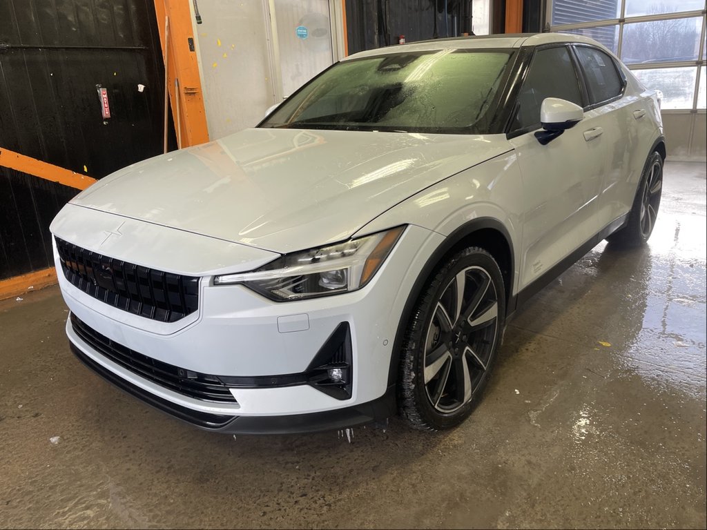 Polestar 2  2021 à St-Jérôme, Québec - 1 - w1024h768px