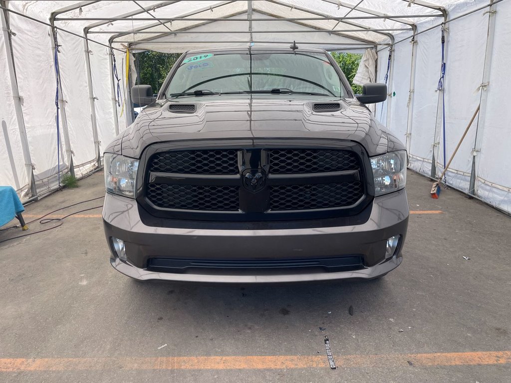 2019 Ram 1500 Classic in St-Jérôme, Quebec - 4 - w1024h768px
