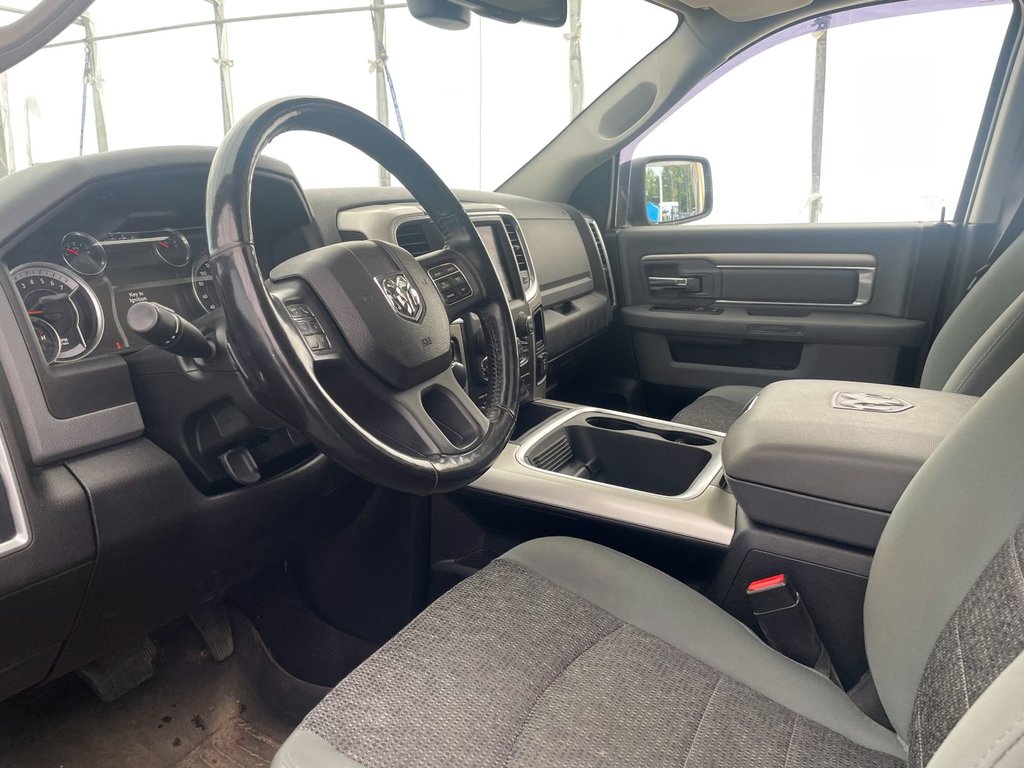 2019 Ram 1500 Classic in St-Jérôme, Quebec - 4 - w1024h768px