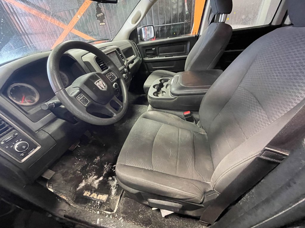 2019 Ram 1500 Classic in St-Jérôme, Quebec - 3 - w1024h768px