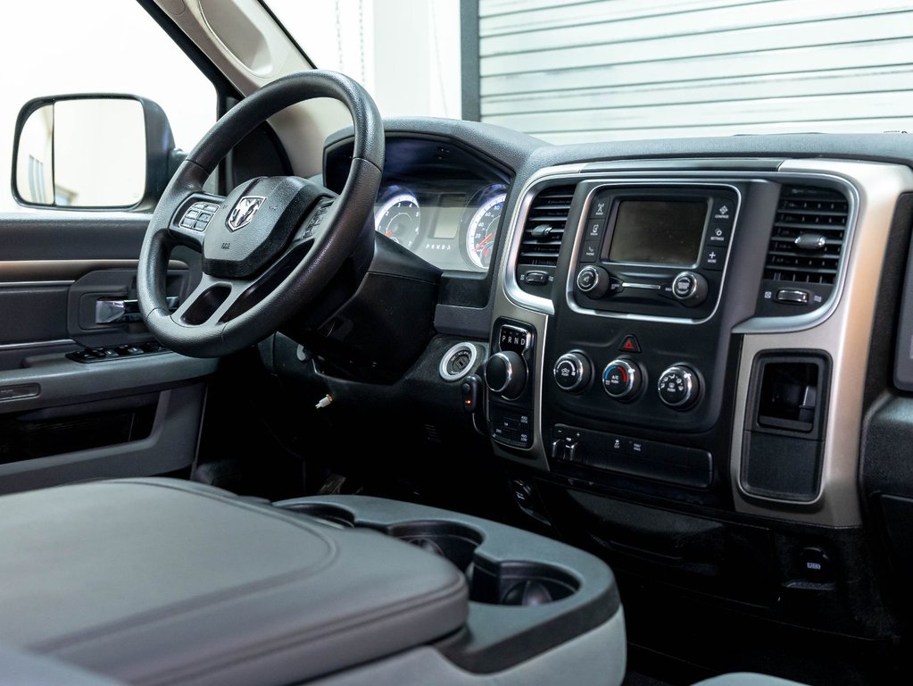2019 Ram 1500 Classic in St-Jérôme, Quebec - 24 - w1024h768px