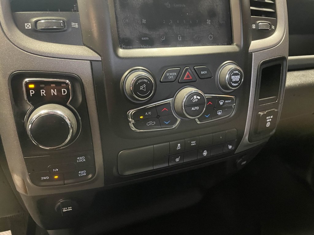 Ram 1500 Classic  2020 à St-Jérôme, Québec - 14 - w1024h768px