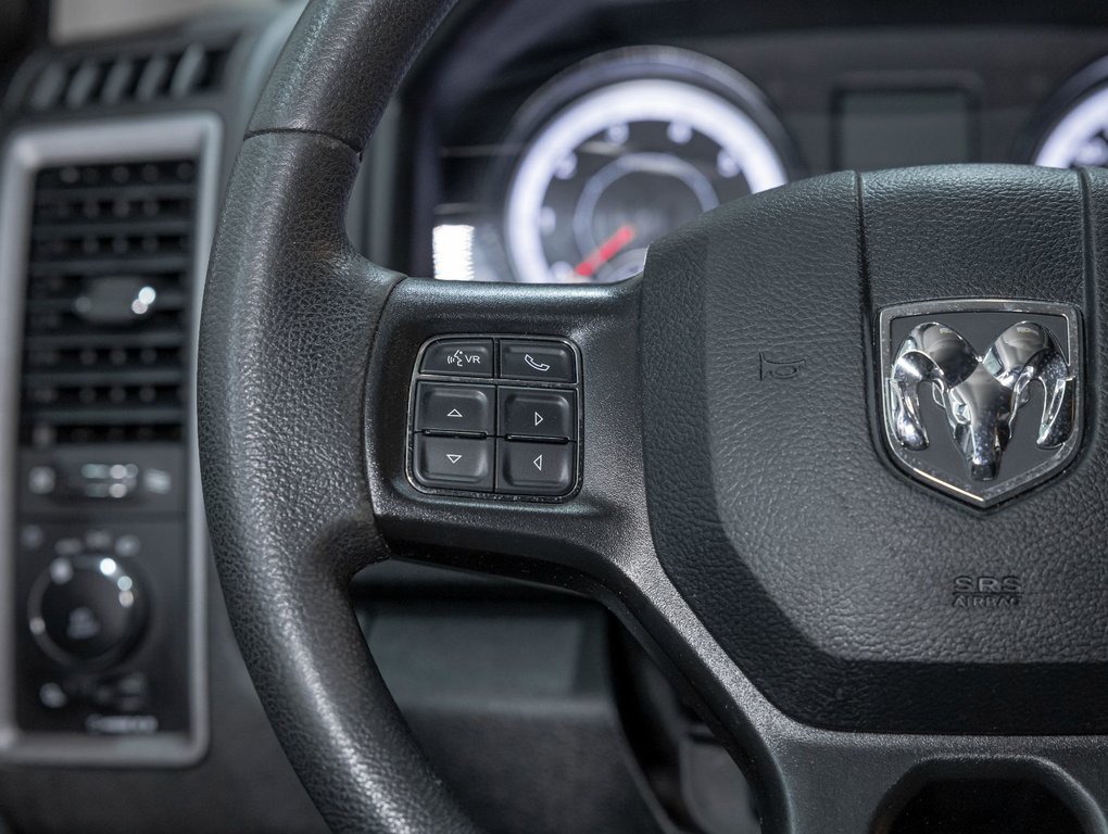 2021 Ram 1500 Classic in St-Jérôme, Quebec - 14 - w1024h768px