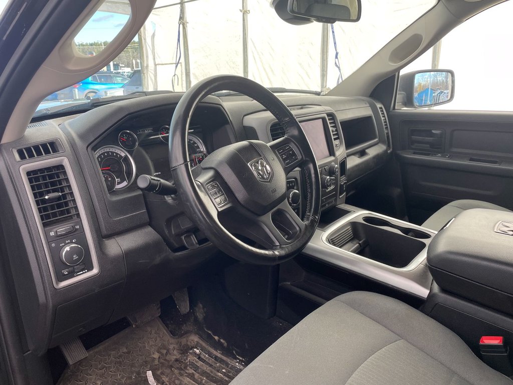 2021 Ram 1500 Classic in St-Jérôme, Quebec - 3 - w1024h768px