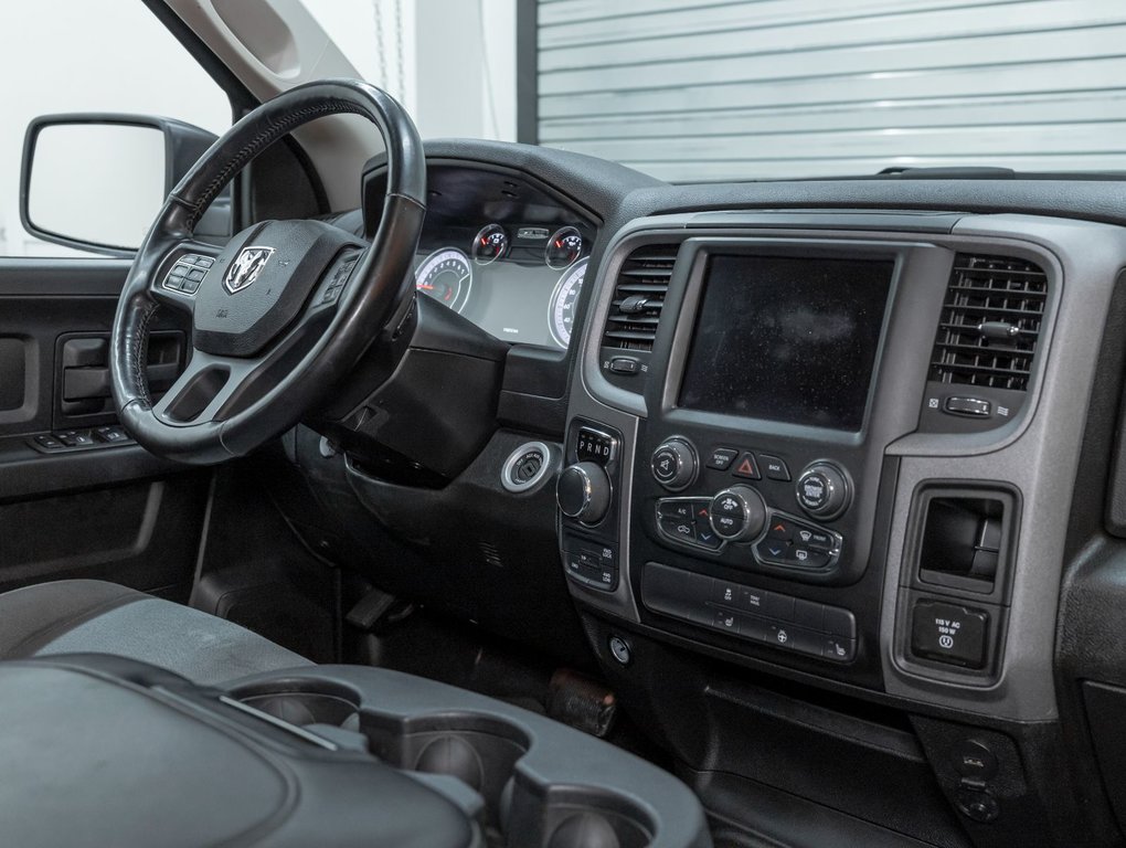 2021 Ram 1500 Classic in St-Jérôme, Quebec - 27 - w1024h768px