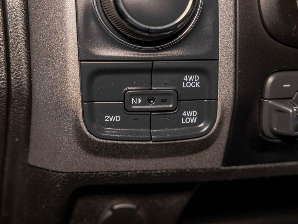 2021 Ram 1500 Classic in St-Jérôme, Quebec - 22 - w1024h768px