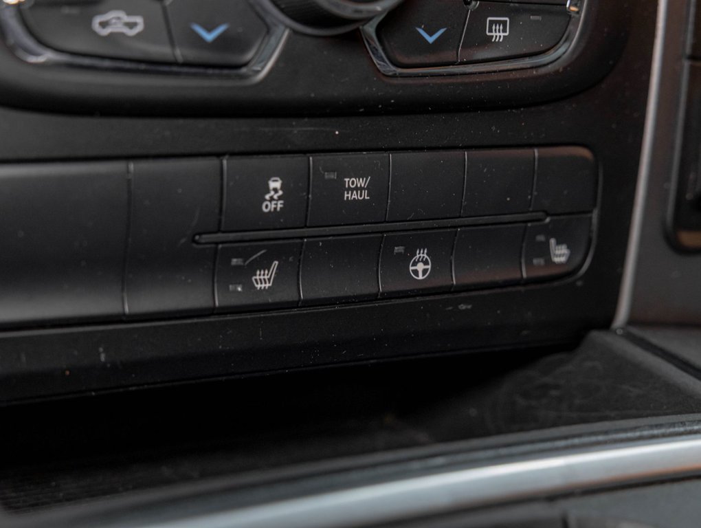 2021 Ram 1500 Classic in St-Jérôme, Quebec - 23 - w1024h768px