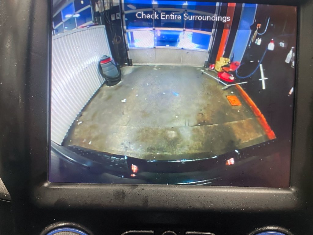 2021 Ram 1500 Classic in St-Jérôme, Quebec - 13 - w1024h768px