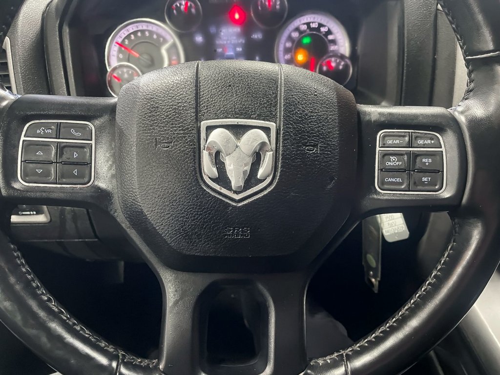 2021 Ram 1500 Classic in St-Jérôme, Quebec - 19 - w1024h768px