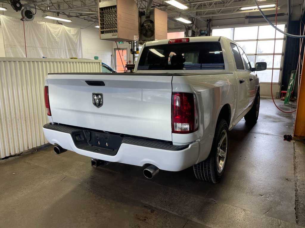 2021 Ram 1500 Classic in St-Jérôme, Quebec - 8 - w1024h768px