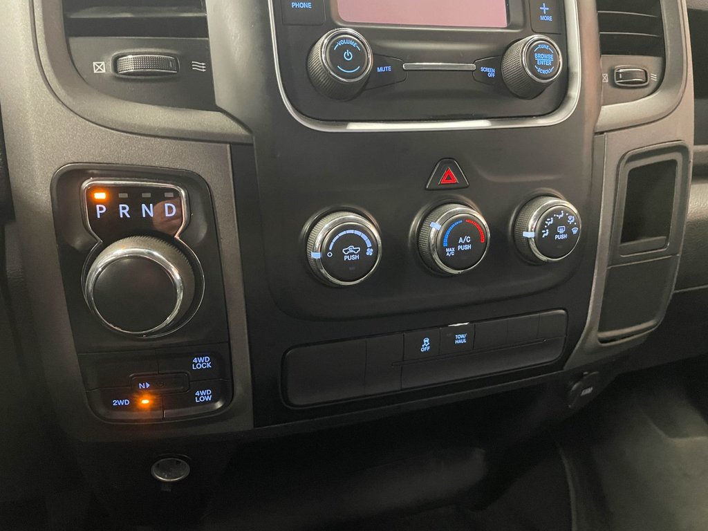 2021 Ram 1500 Classic in St-Jérôme, Quebec - 13 - w1024h768px