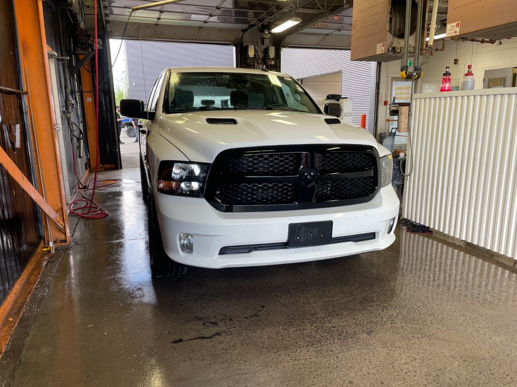 2021 Ram 1500 Classic in St-Jérôme, Quebec - 9 - w1024h768px