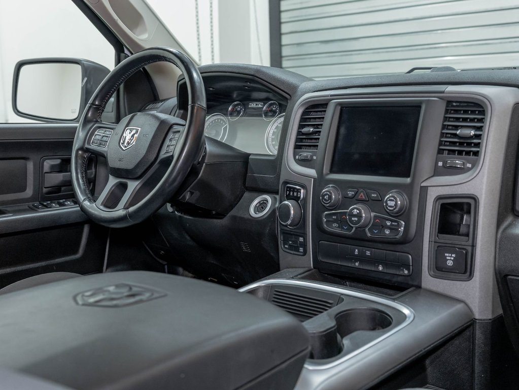 Ram 1500 Classic  2021 à St-Jérôme, Québec - 26 - w1024h768px