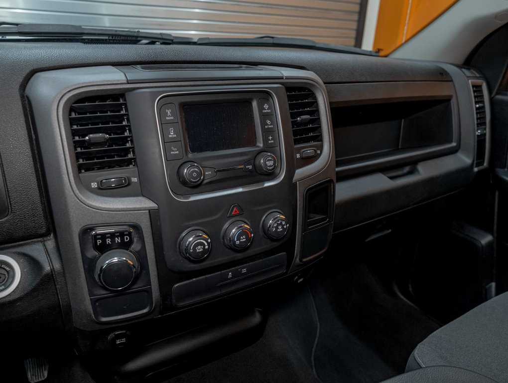 2022 Ram 1500 Classic in St-Jérôme, Quebec - 17 - w1024h768px