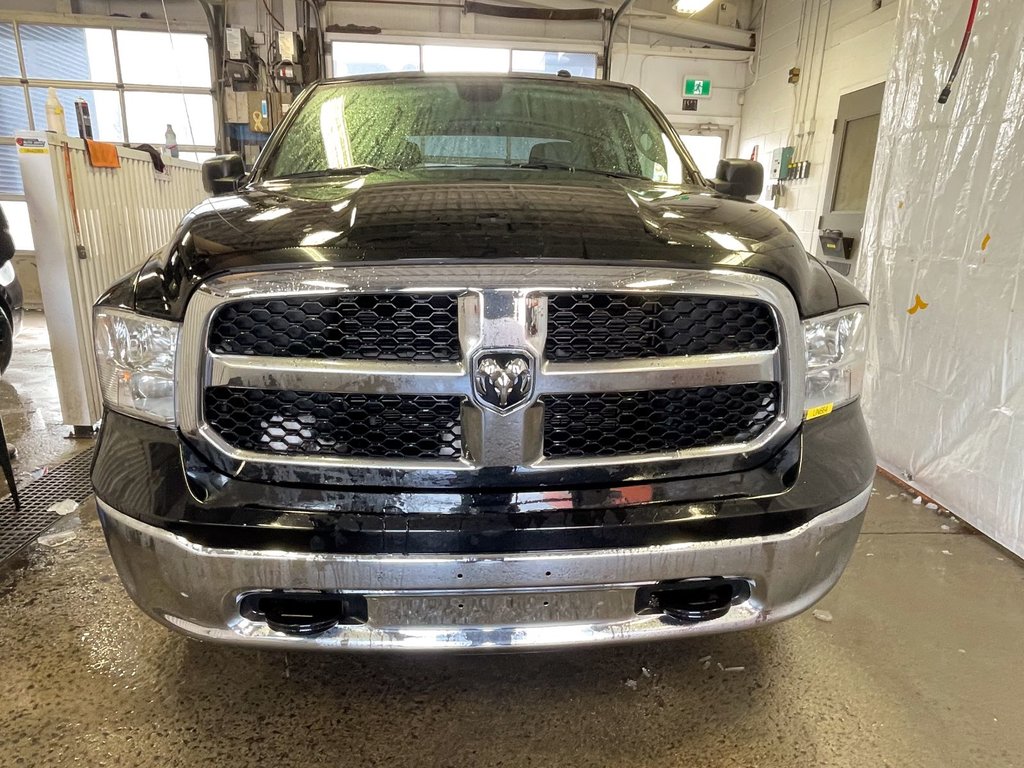 2022 Ram 1500 Classic in St-Jérôme, Quebec - 4 - w1024h768px