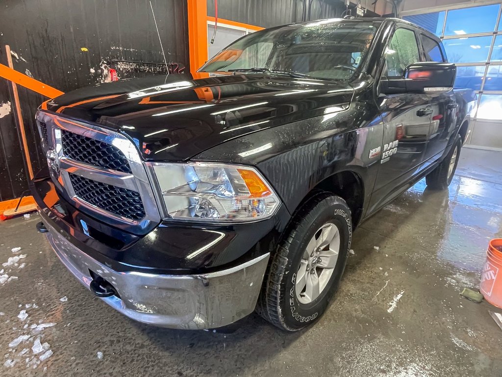 Ram 1500 Classic  2022 à St-Jérôme, Québec - 1 - w1024h768px