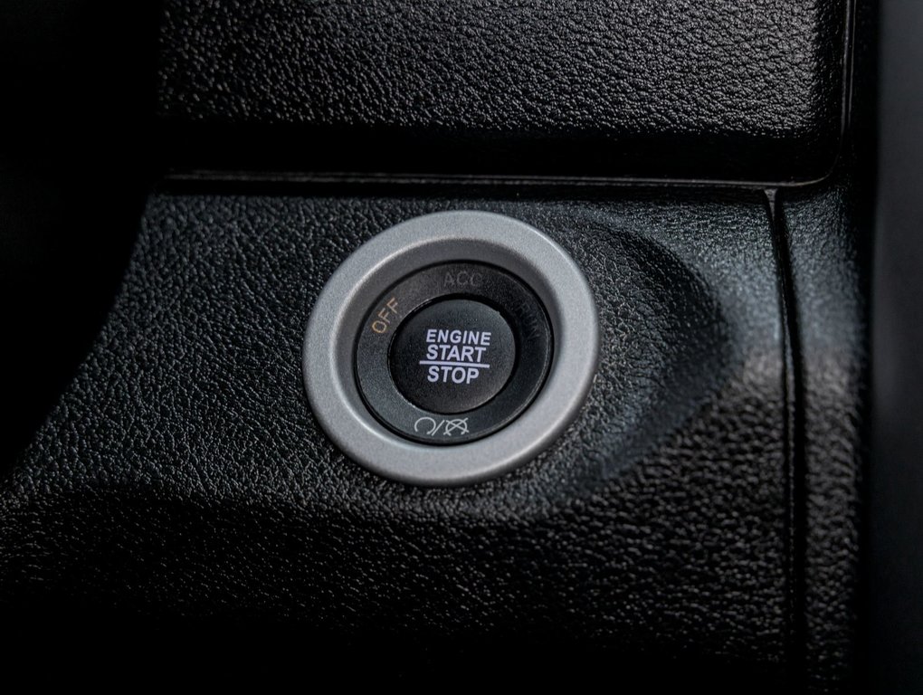 Ram 1500 Classic  2022 à St-Jérôme, Québec - 26 - w1024h768px