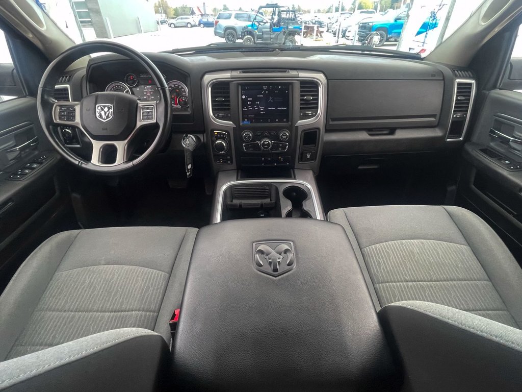 2022 Ram 1500 Classic in St-Jérôme, Quebec - 10 - w1024h768px