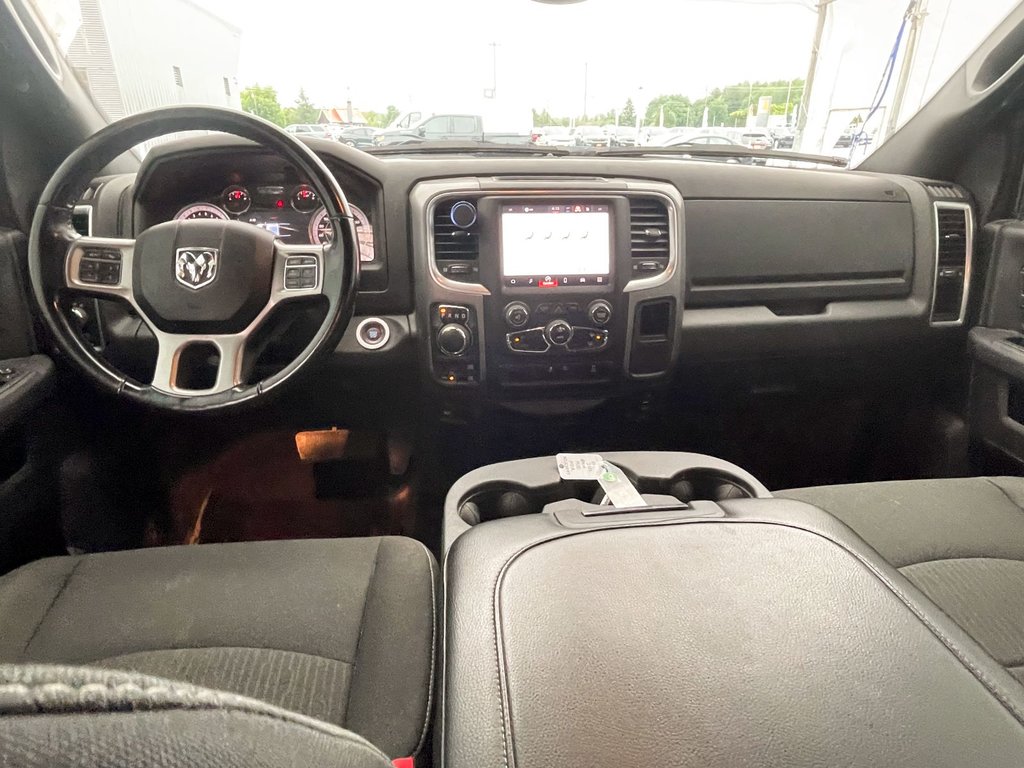 2022 Ram 1500 Classic in St-Jérôme, Quebec - 10 - w1024h768px