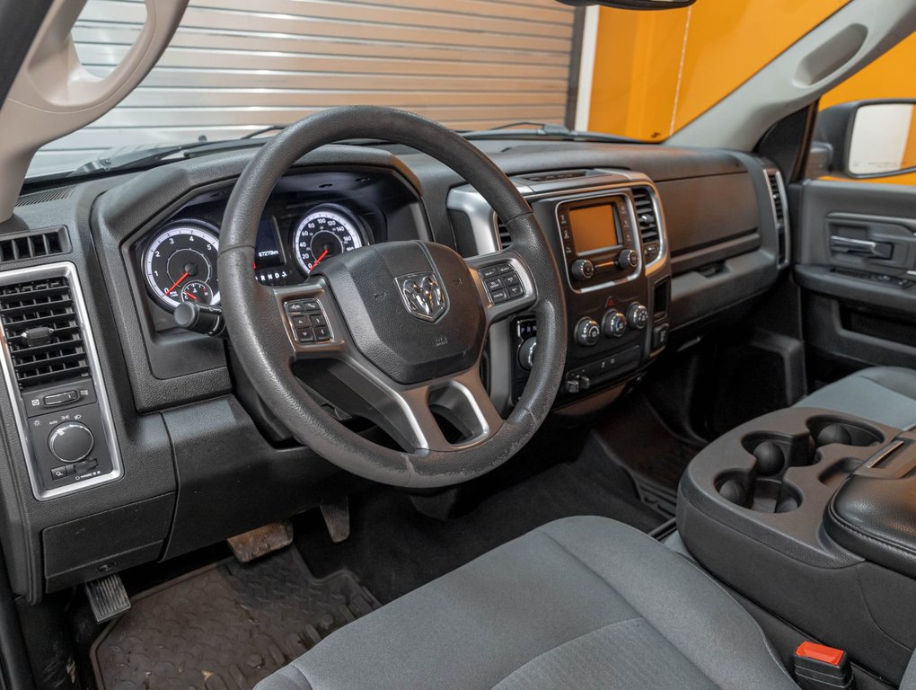 2022 Ram 1500 Classic in St-Jérôme, Quebec - 2 - w1024h768px