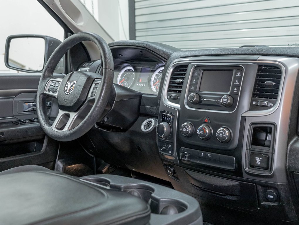 2022 Ram 1500 Classic in St-Jérôme, Quebec - 25 - w1024h768px