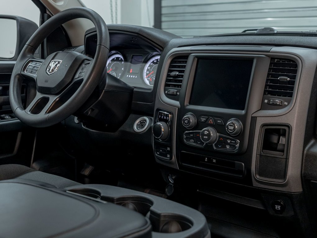 Ram 1500 Classic  2023 à St-Jérôme, Québec - 26 - w1024h768px