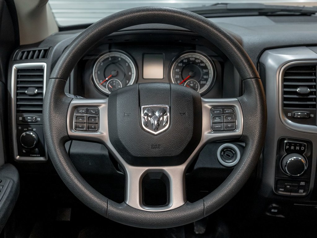 2023 Ram 1500 Classic in St-Jérôme, Quebec - 12 - w1024h768px