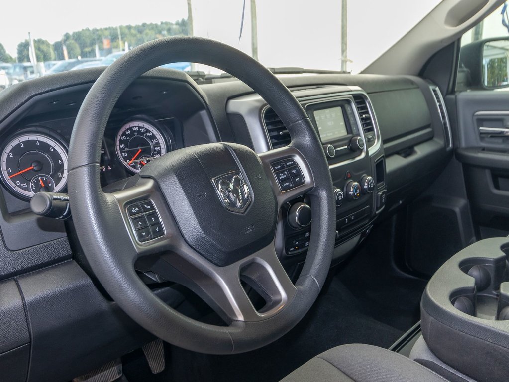 2023 Ram 1500 Classic in St-Jérôme, Quebec - 3 - w1024h768px