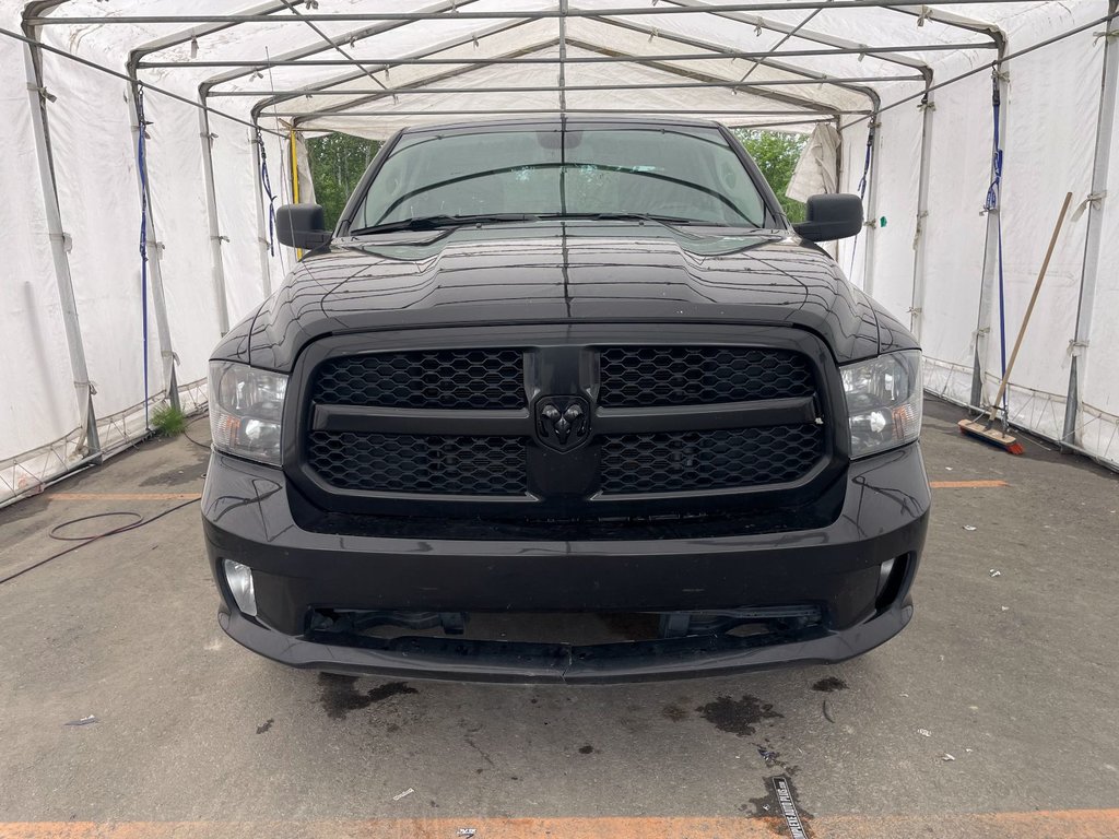 2023 Ram 1500 Classic in St-Jérôme, Quebec - 4 - w1024h768px
