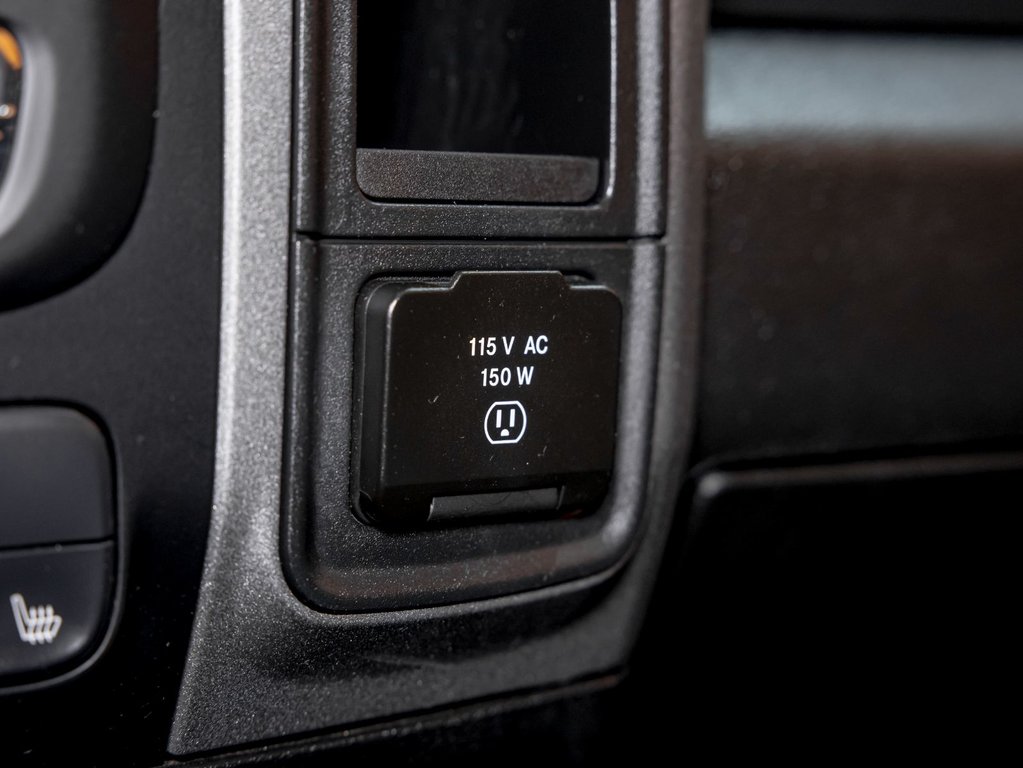 Ram 1500 Classic  2023 à St-Jérôme, Québec - 24 - w1024h768px