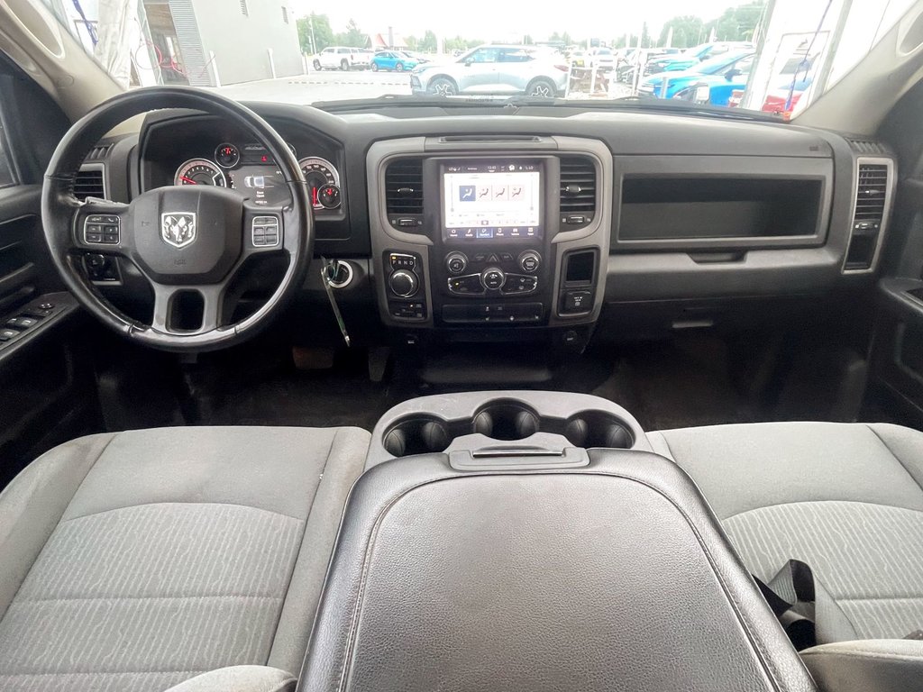 2023 Ram 1500 Classic in St-Jérôme, Quebec - 10 - w1024h768px