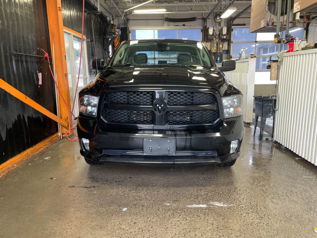 2023 Ram 1500 Classic in St-Jérôme, Quebec - 4 - w1024h768px