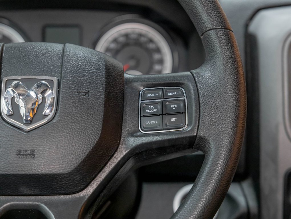 2023 Ram 1500 Classic in St-Jérôme, Quebec - 22 - w1024h768px