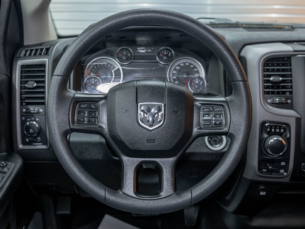 Ram 1500 Classic  2023 à St-Jérôme, Québec - 12 - w1024h768px
