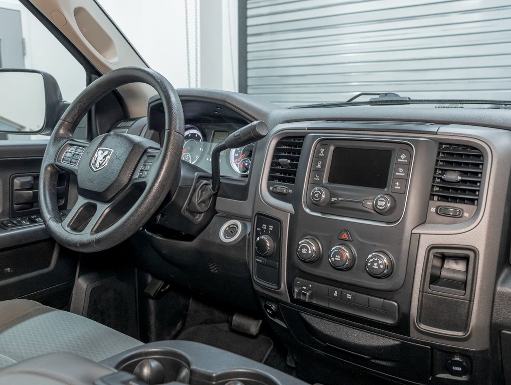 2017 Ram 1500 in St-Jérôme, Quebec - 26 - w1024h768px