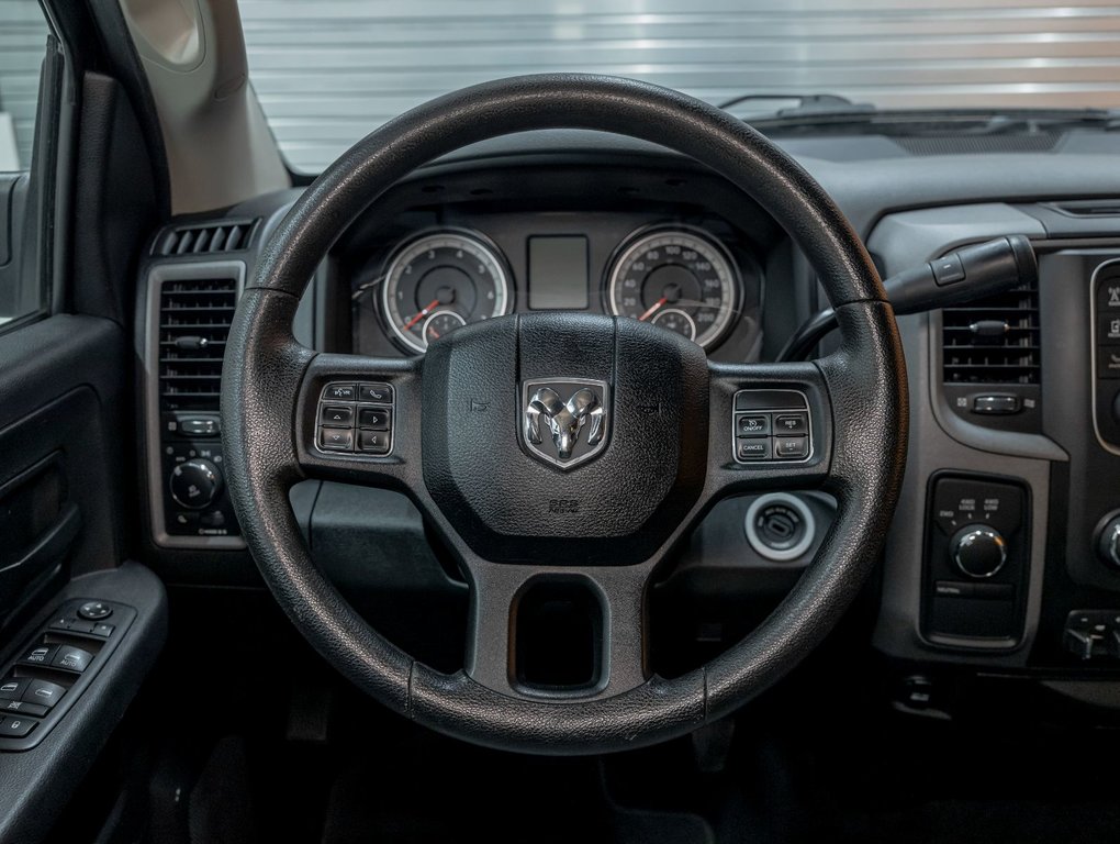 2017 Ram 1500 in St-Jérôme, Quebec - 12 - w1024h768px