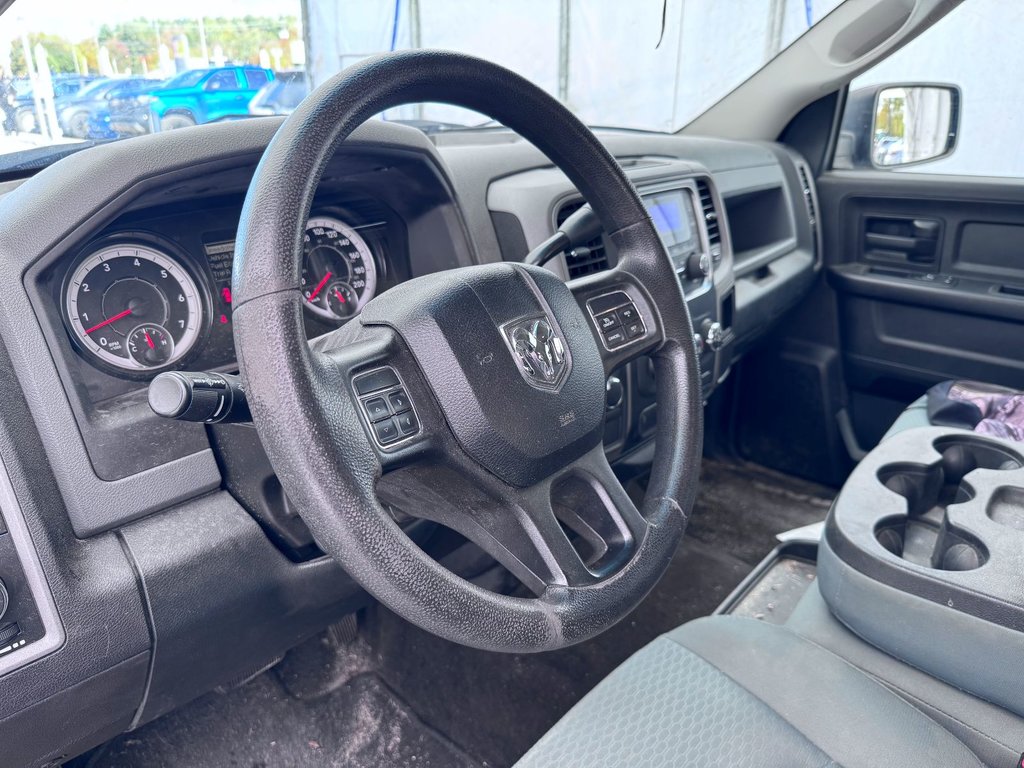 2017 Ram 1500 in St-Jérôme, Quebec - 3 - w1024h768px