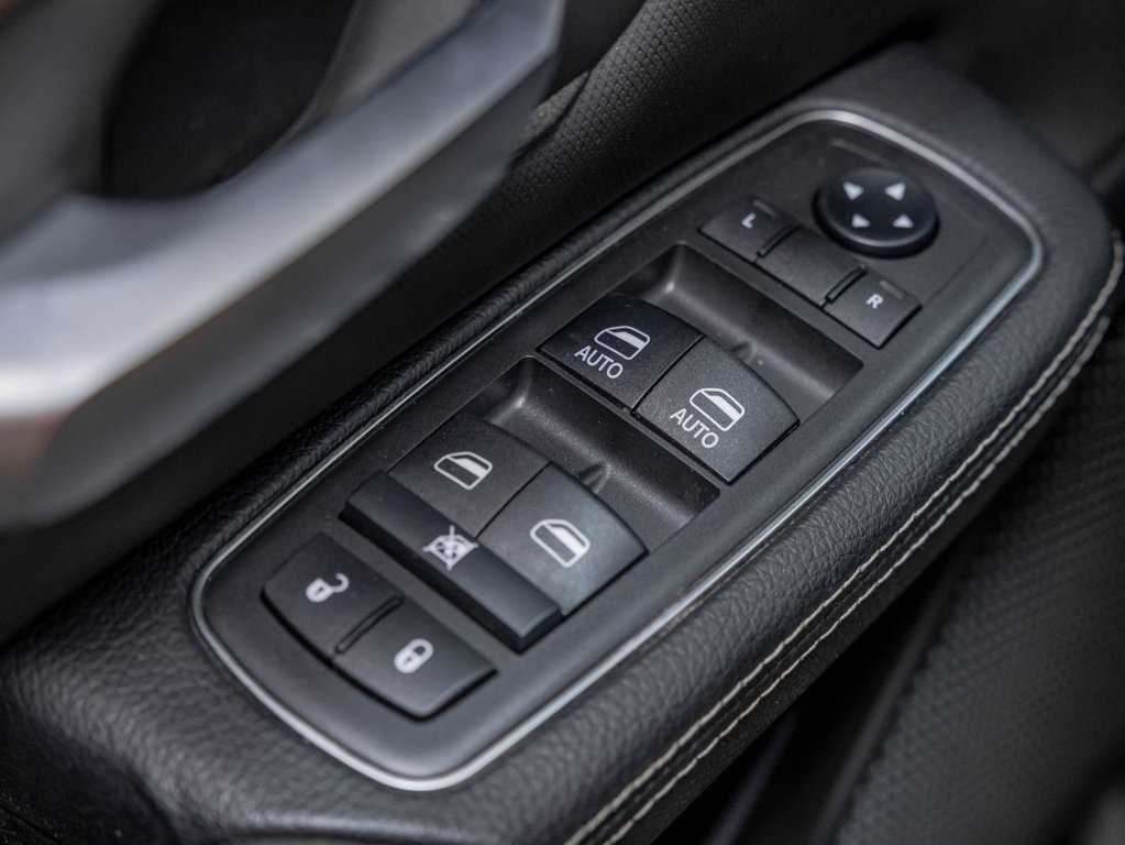 2019 Ram 1500 in St-Jérôme, Quebec - 27 - w1024h768px