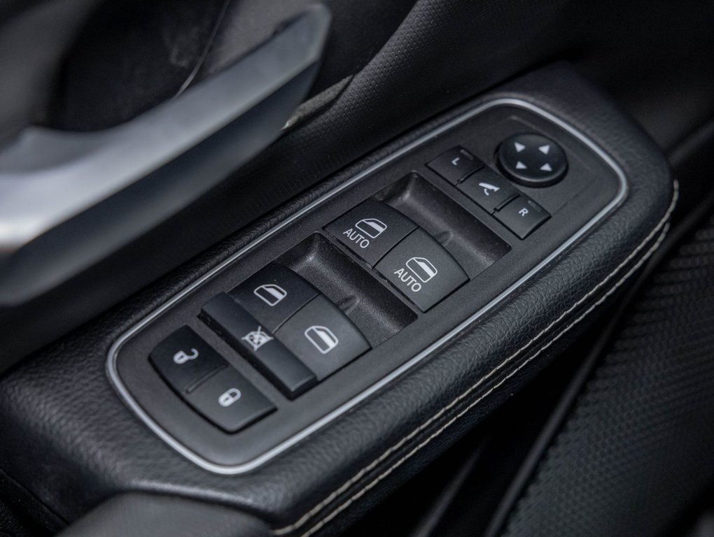 2022 Ram 1500 in St-Jérôme, Quebec - 28 - w1024h768px