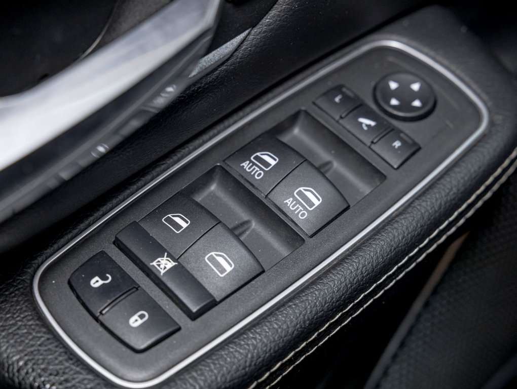 2022 Ram 1500 in St-Jérôme, Quebec - 27 - w1024h768px