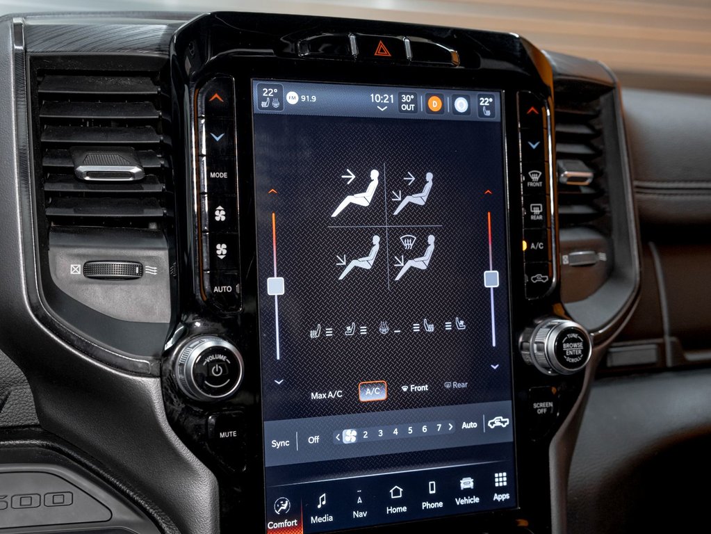 2023 Ram 1500 in St-Jérôme, Quebec - 17 - w1024h768px